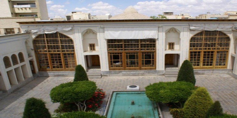 خانه کدخدایی